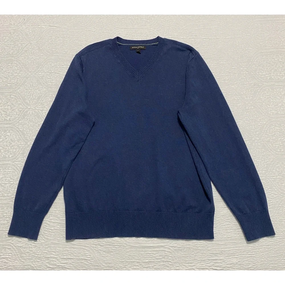 Banana Republic Mens V‎ Neck Sweater Medium Blue Cotton Knit Long Sleeve